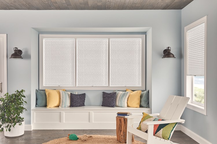 1&quot; Pleated Shades with Cordless Lift: Innocence, White Pearl 4162 with Privacy Liner 8000