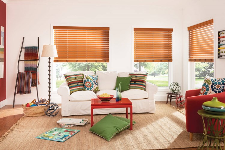 2-1/2&quot; Premium Faux Wood Blinds with Cordless Lift/Wand Tilt and 3-1/4&quot; Eloquence Valance: Maple 7039